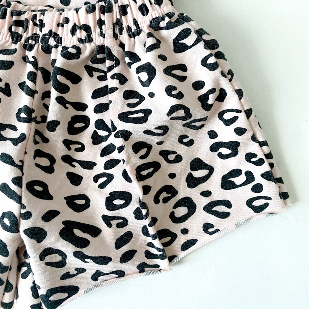 Pink Leopard toddler girl 2 piece outfit size 2T - Picture 3 of 5